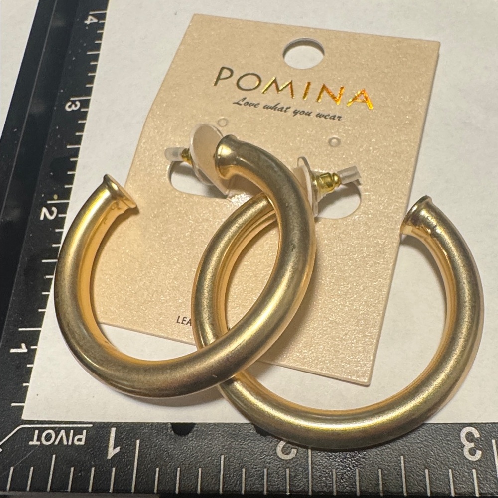 Pomina Gold Hoop Earrings — Polished Thick Hoops. (BJ111) - Picture 3 of 3